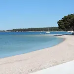 Brist Hills Apartman