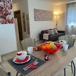 Apartment Brist Hills Pula