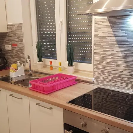 Brist Hills * Пула