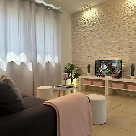 Brist Hills * Пула