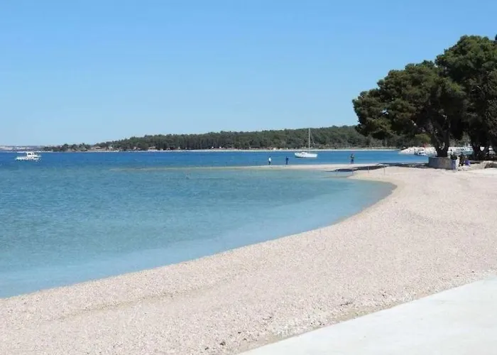 Brist Hills Apartment