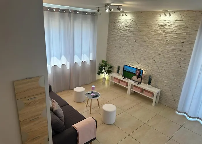 Brist Hills Apartman