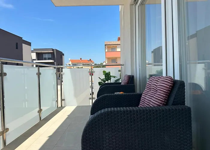Brist Hills Apartman *