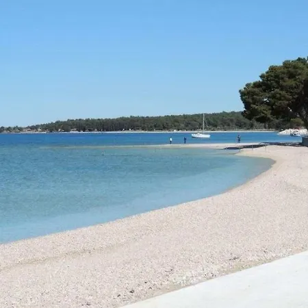 Brist Hills Apartman
