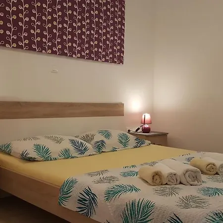 Apartamento Brist Hills *