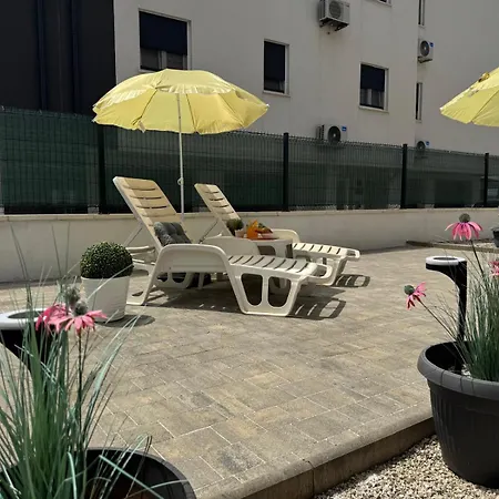 Brist Hills Apartamento *