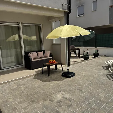 Brist Hills Apartamento *