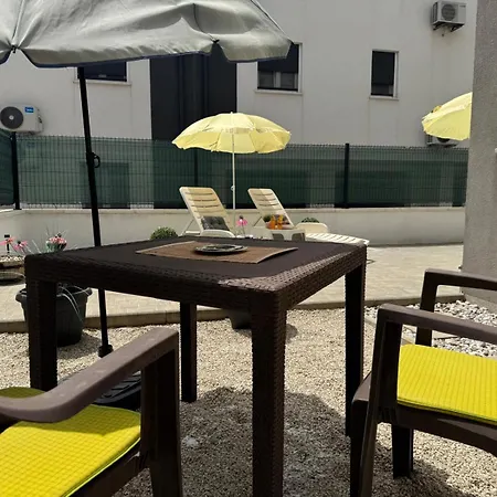 Brist Hills Apartamento *