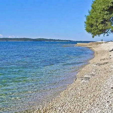 Brist Hills * Pula